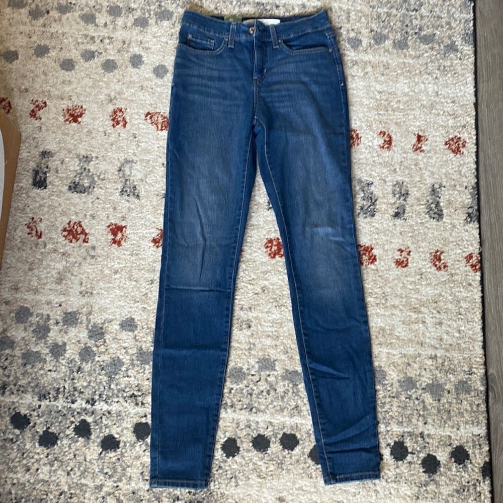 Signature by Levi Strauss & Co. Gold Label Women's Modern Skinny Jeans size 2 L